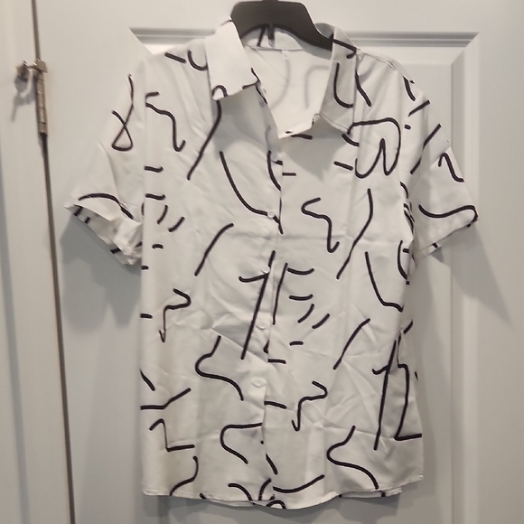 Other - White and Black Abstract Pattern Men's Shirt